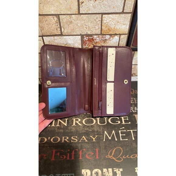 NWT Buxton Crossbody Wallet Purse Bag - Picture 2 of 11